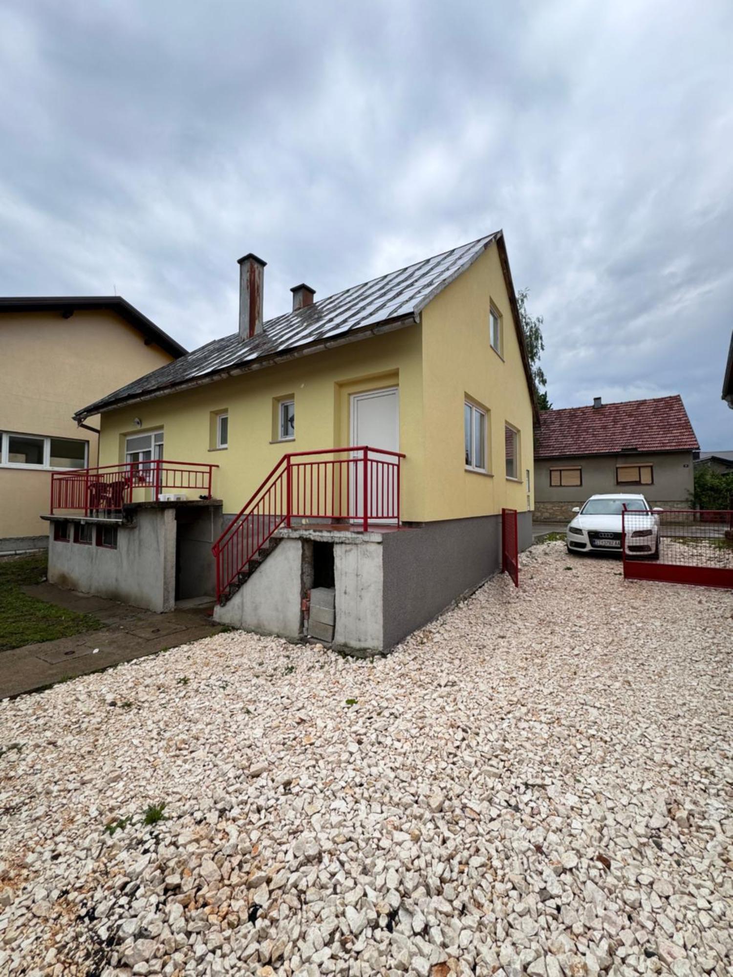 Apartman Josip Госпич Экстерьер фото